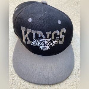Los Angeles Kings Snapback Hat Unisex NHL Hockey One Size Street Gretzky Script